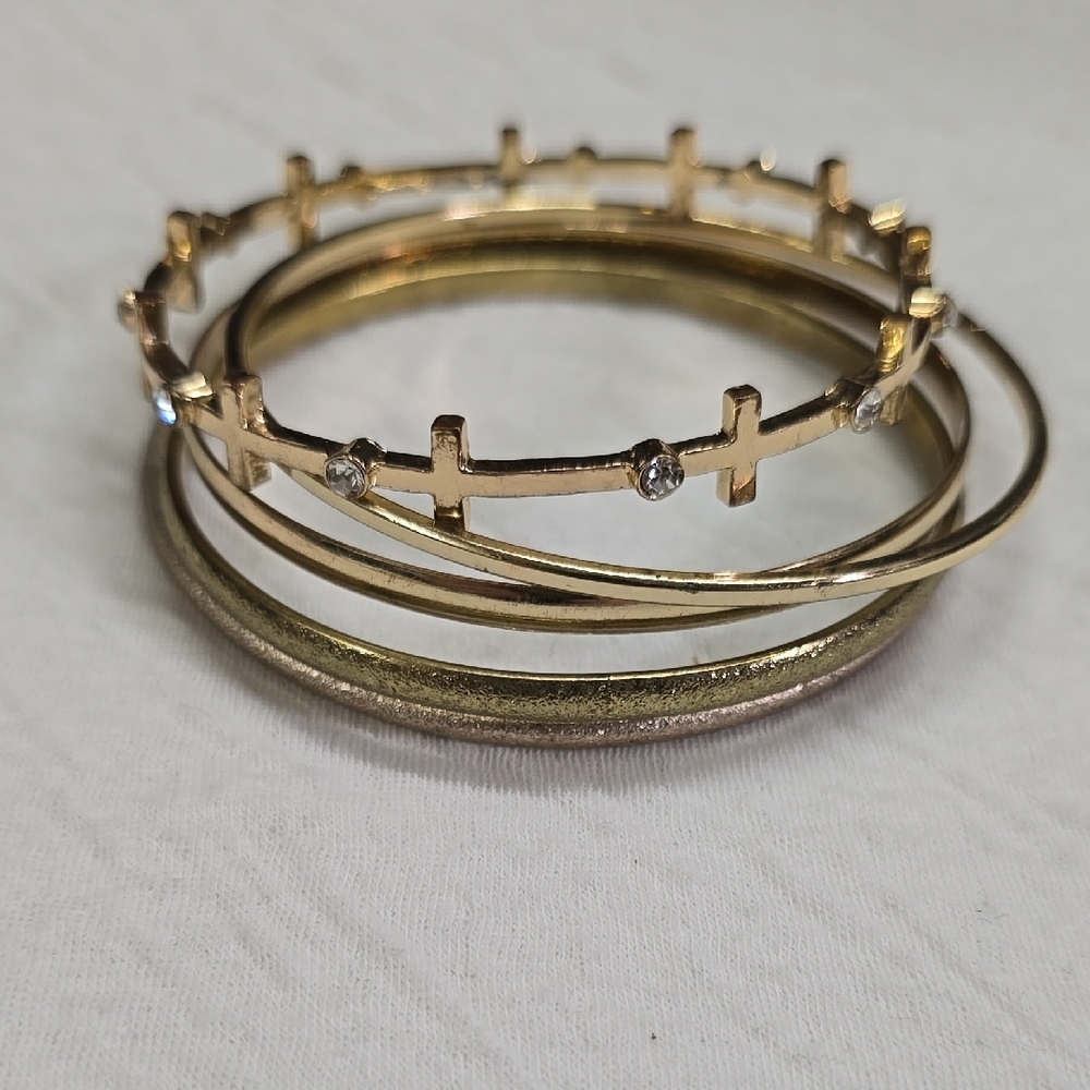 🔸️5/$25🔸️Elegant Gold Bangle Set